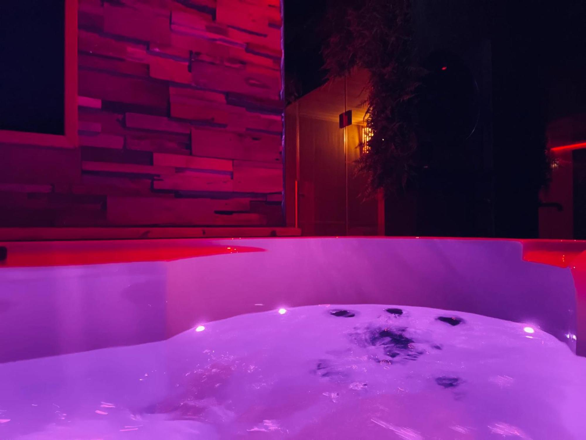 Love Room - Espace Bien Etre L'Osmose วีเมอเรอ ภายนอก รูปภาพ